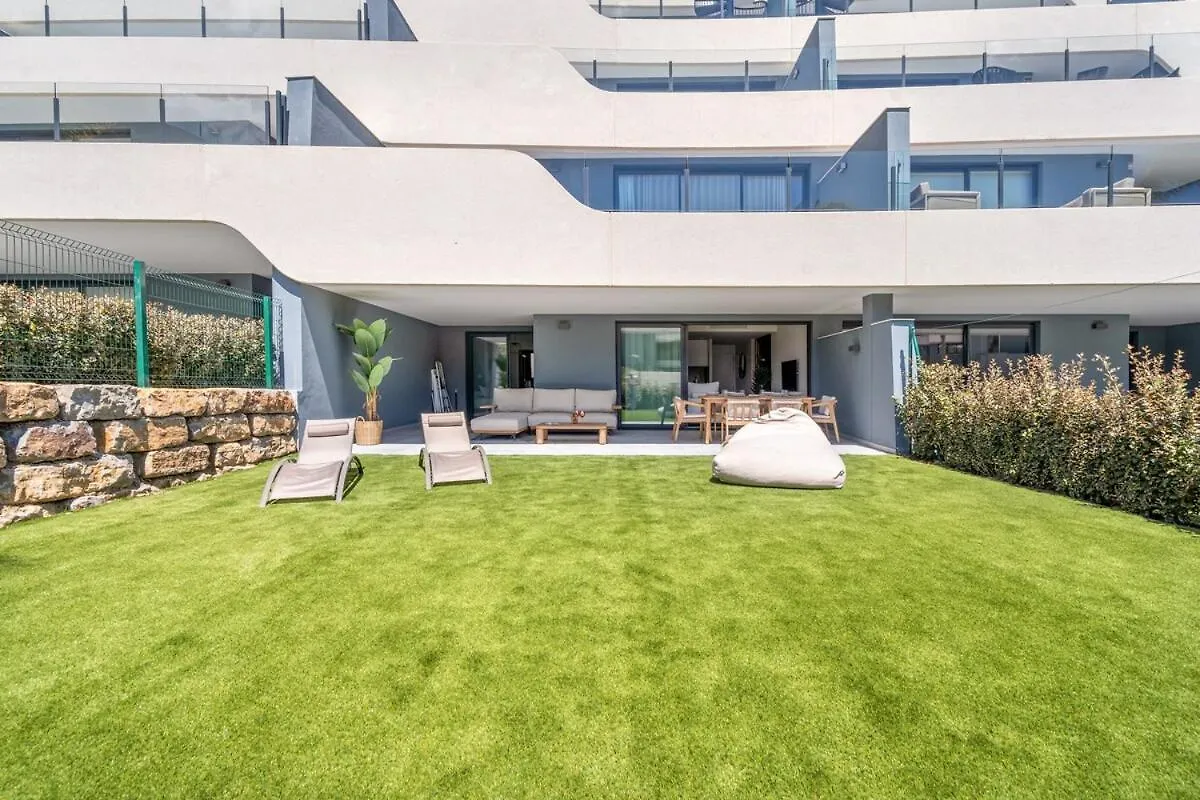Apartament Oasis 325 With Private Garden & Wellnes Estepona